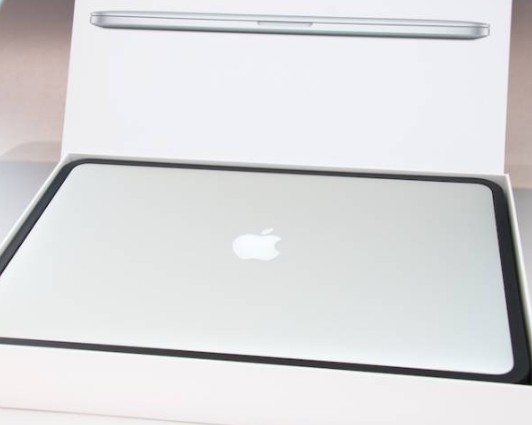 Apple MacBook Pro Retina 2300 15.4 8GB 256GB MC975J/A